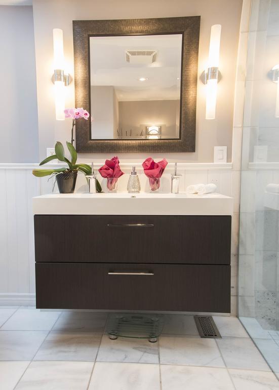 Hotel Downtown Luxury Victorian Retreat à Toronto Extérieur photo