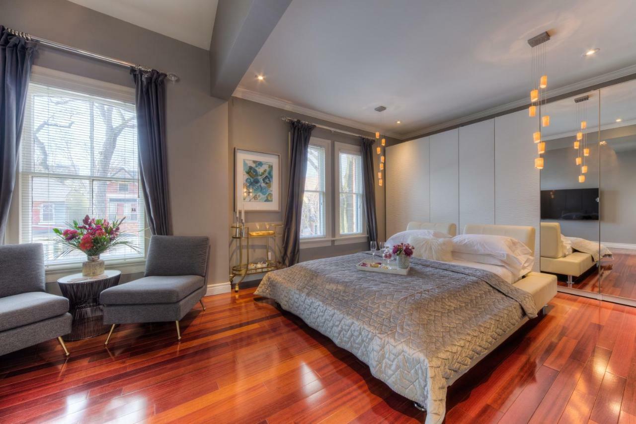 Hotel Downtown Luxury Victorian Retreat à Toronto Extérieur photo